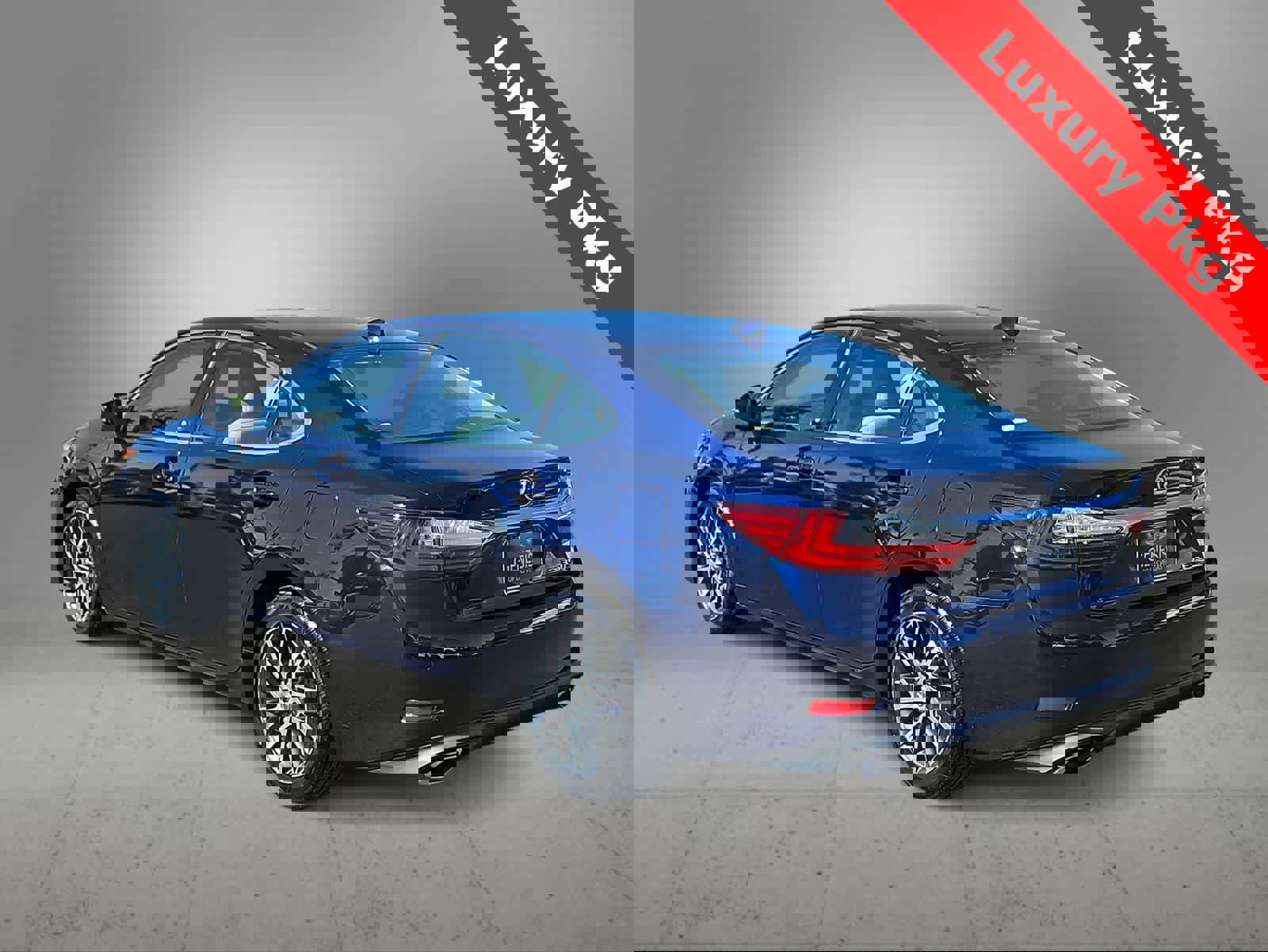 Used 2016 Lexus ES 350 w/ Luxury Package w/Wood Trim image 6