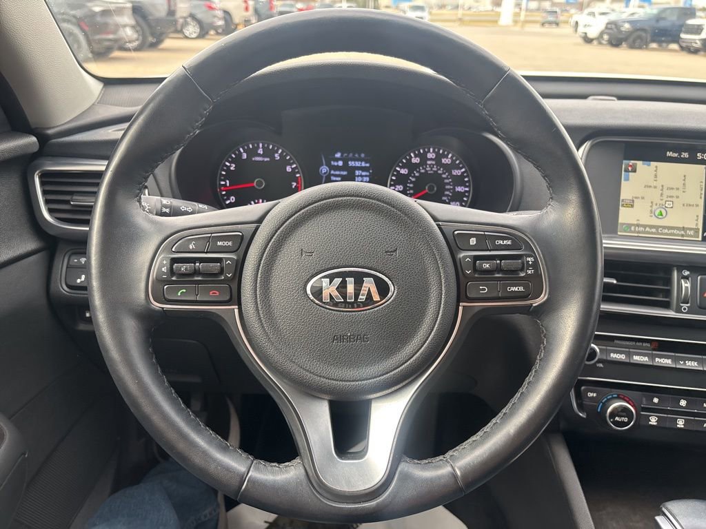 Used 2017 Kia Optima EX w/ Premium Package image 17