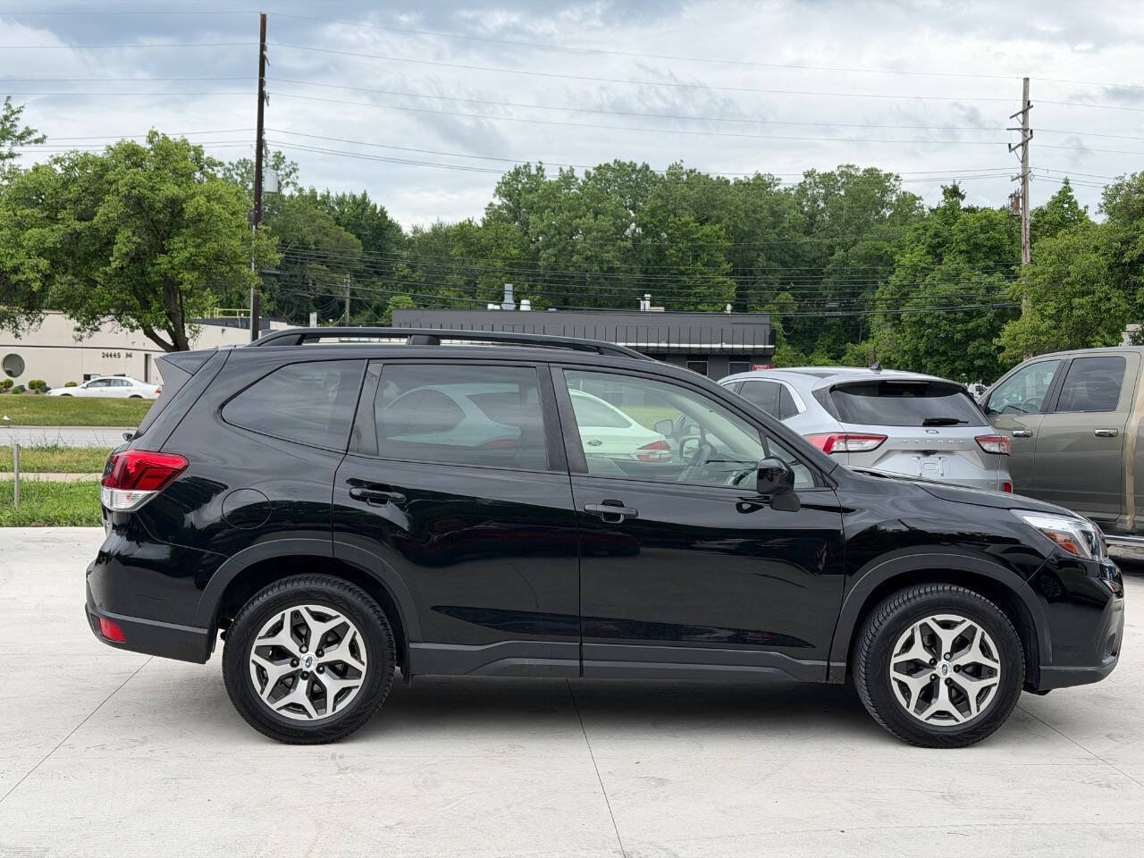 Used 2021 Subaru Forester Premium w/ Popular Package #1 AWD/4WD image 3