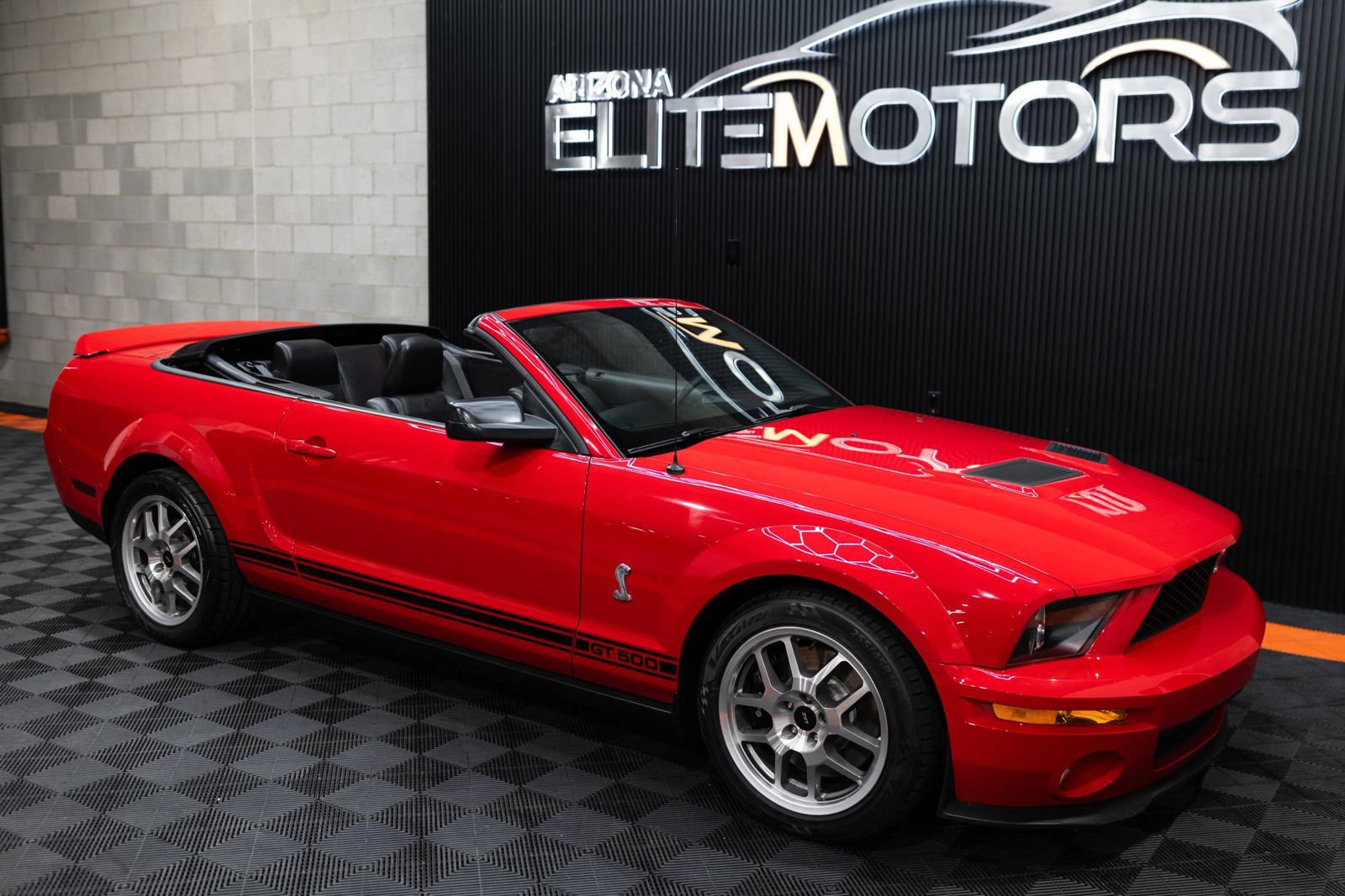 Used 2008 Ford Mustang Shelby GT500 RWD image 9