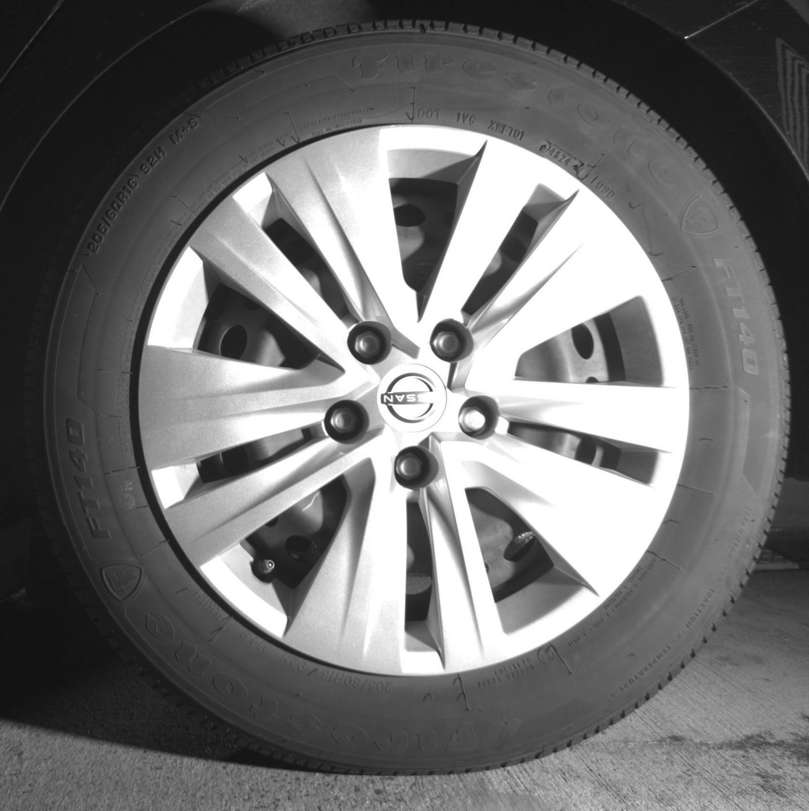 Used 2025 Nissan Sentra S FWD image 17