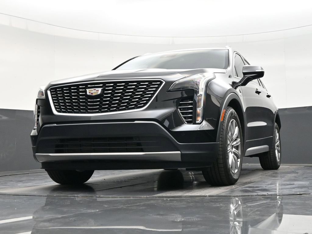 Used 2023 Cadillac XT4 Premium Luxury w/ Driver Assist Package image 28