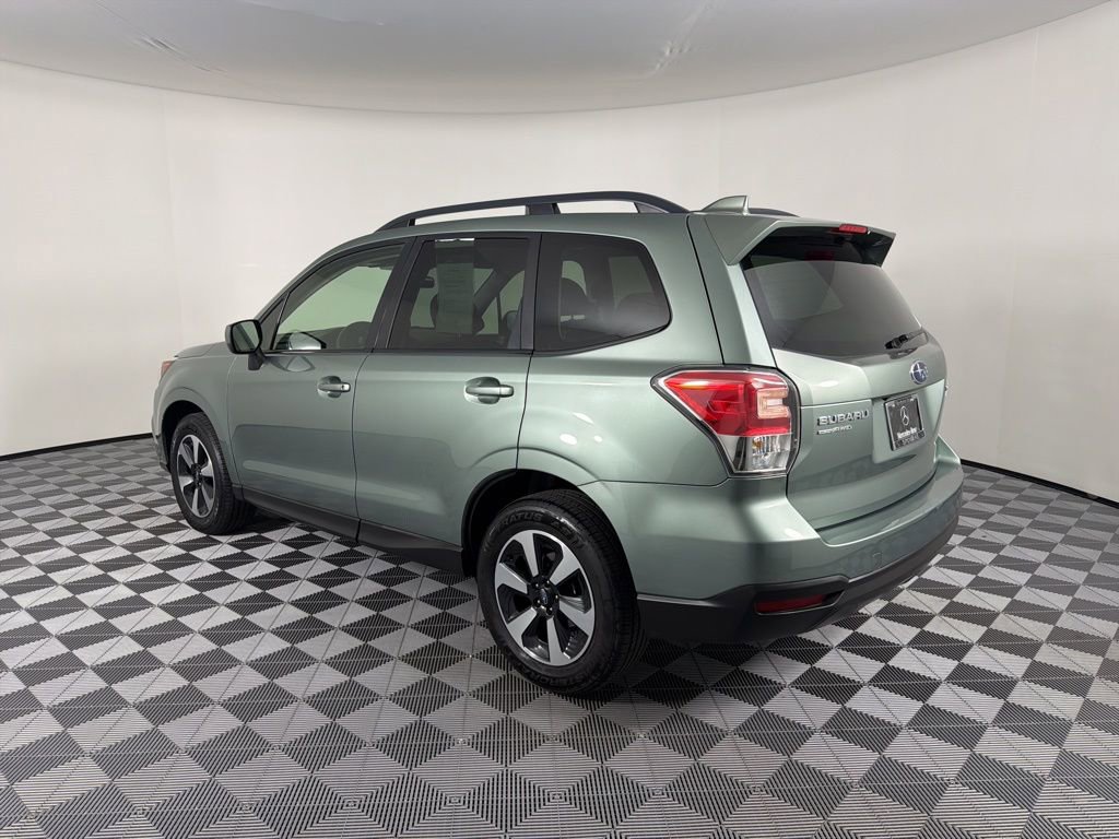 Used 2017 Subaru Forester 2.5i Premium w/ All-Weather Package image 6