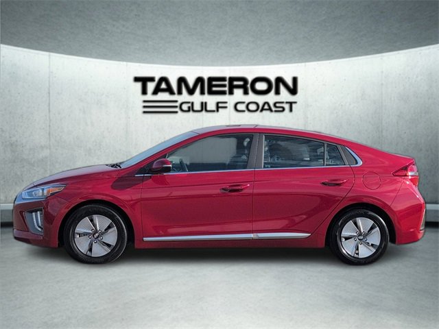 Used 2022 Hyundai Ioniq SE image 2