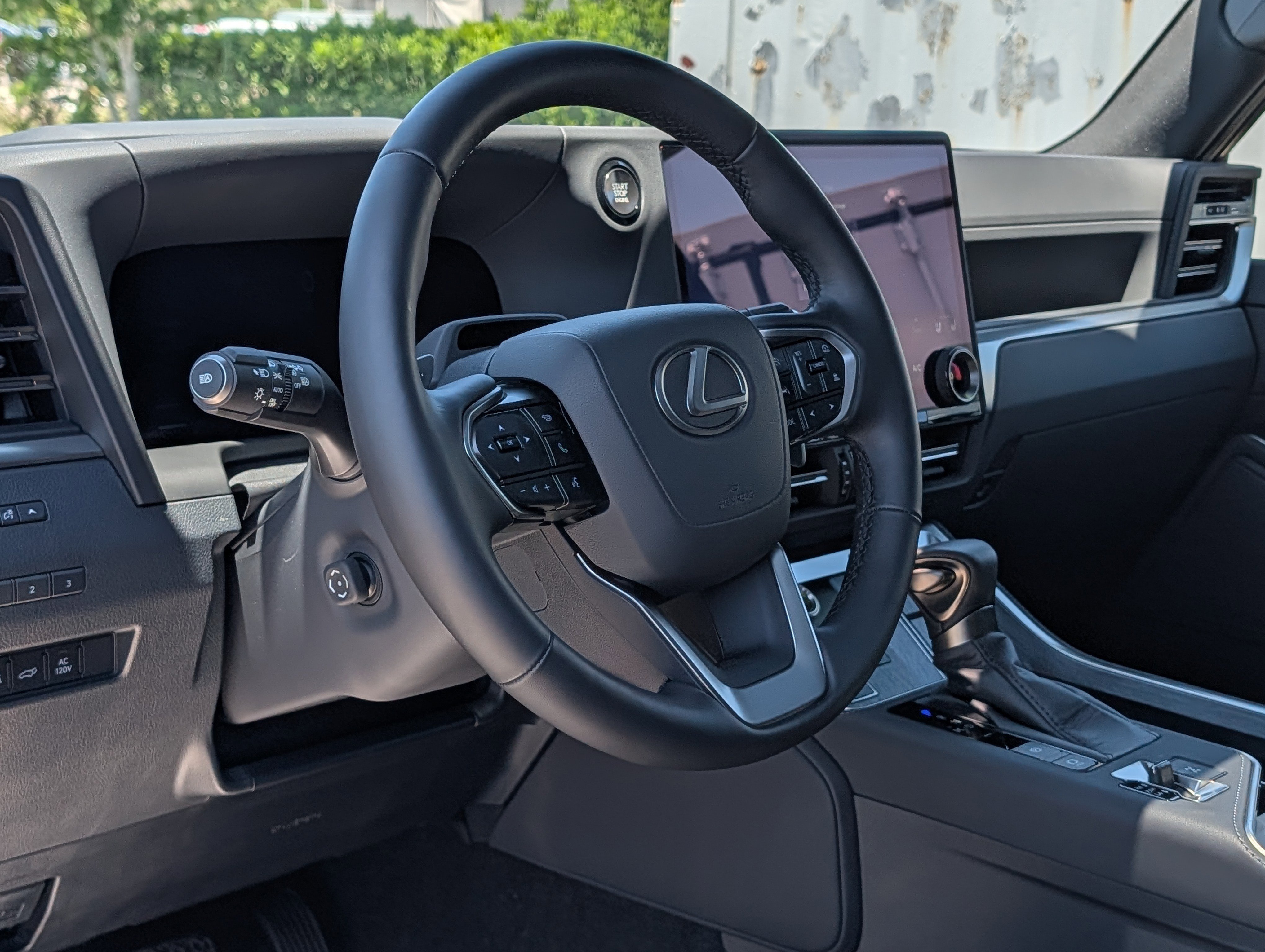 Used 2025 Lexus GX 550 w/ Accessory Package (Z1) AWD/4WD image 49