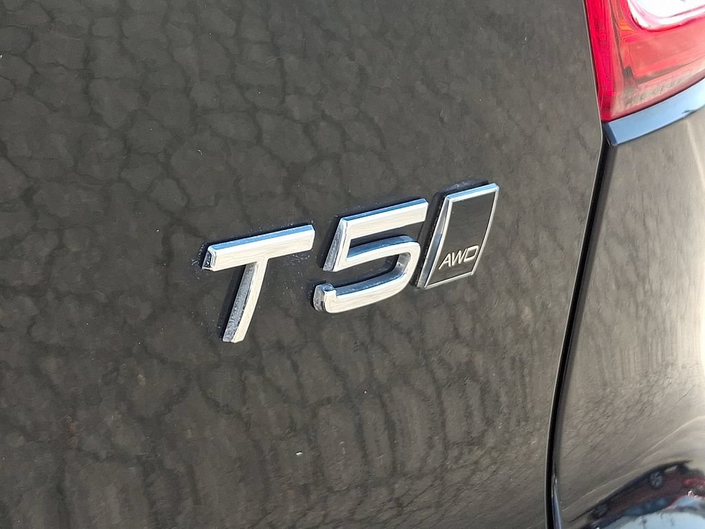 Used 2021 Volvo XC40 T5 Inscription w/ Climate Package AWD/4WD image 30