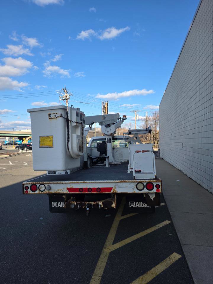 Used 2013 Ford F450 XL w/ Snow Plow Prep Pkg image 10