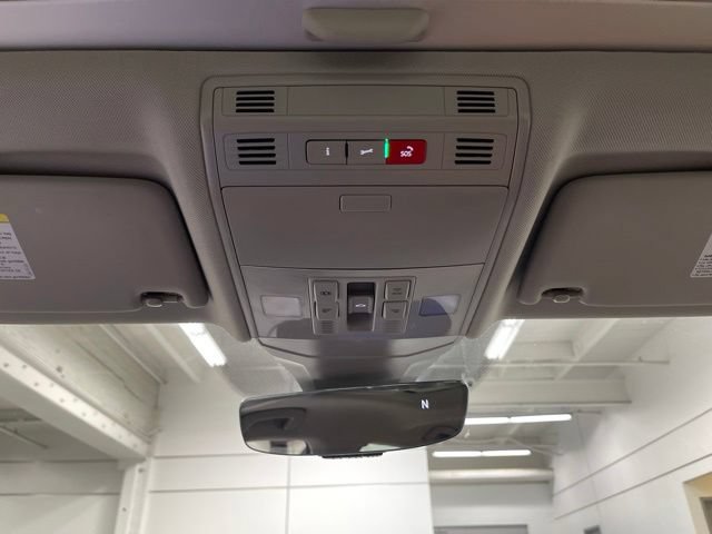 Certified 2023 Volkswagen Jetta SEL FWD image 23