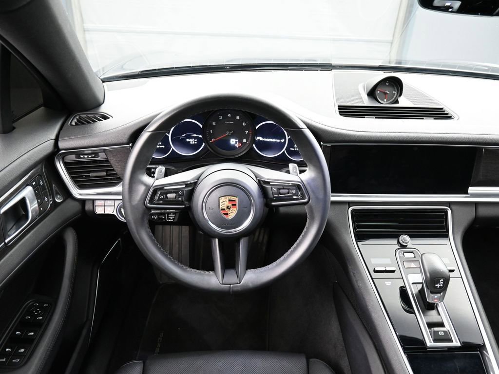 Certified 2023 Porsche Panamera 4 Platinum Edition AWD/4WD image 18
