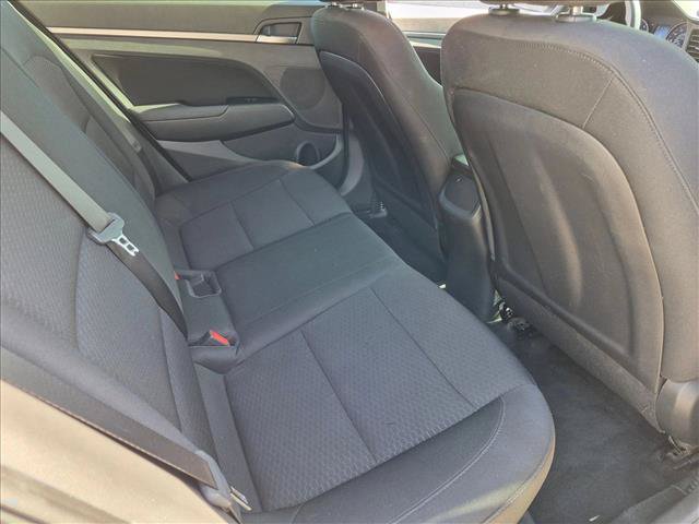 Used 2020 Hyundai Elantra SEL w/ Cargo Package (C1) FWD image 18