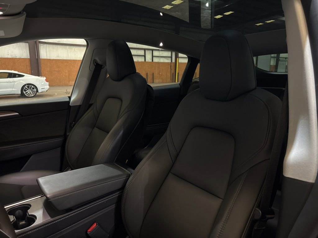 Used 2024 Tesla Model Y Long Range image 23