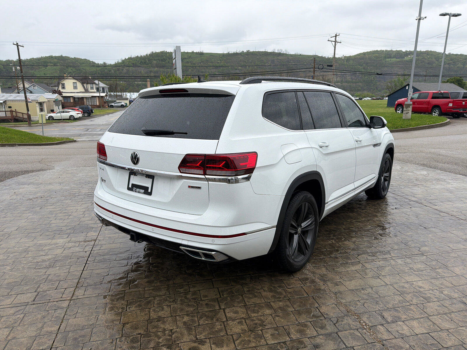 Used 2021 Volkswagen Atlas SE w/ Panoramic Sunroof Package AWD/4WD image 8