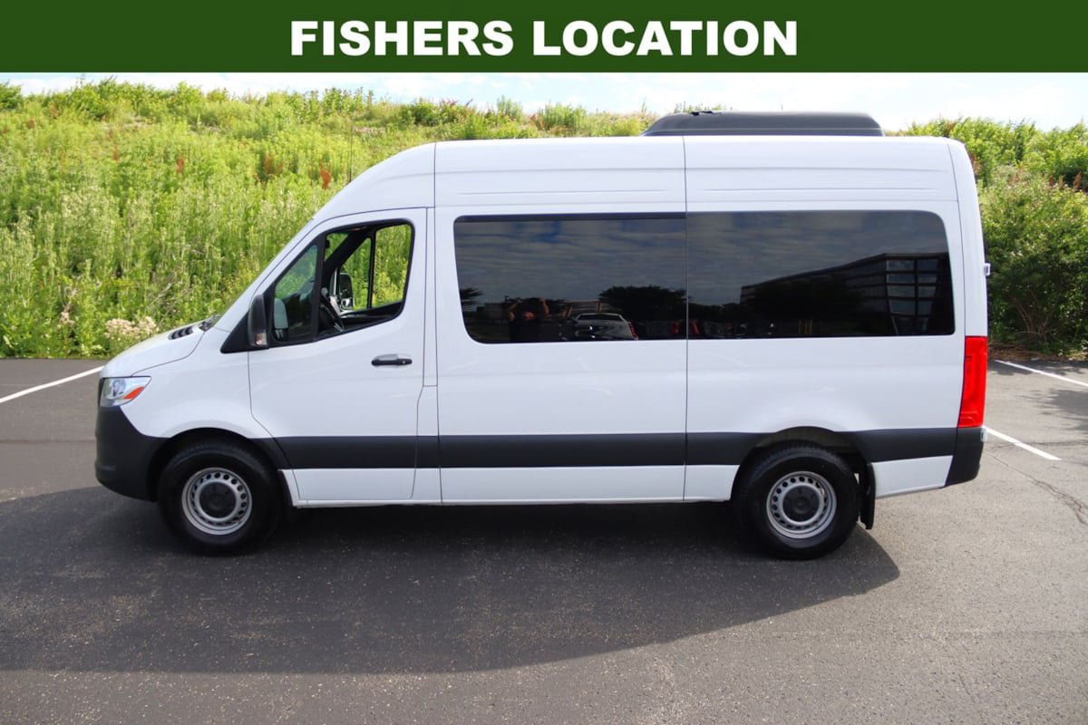 Used 2024 Mercedes-Benz Sprinter 2500 image 1