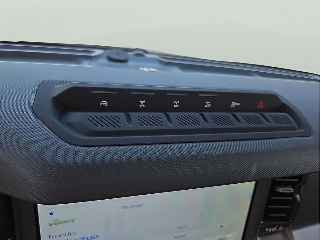 New 2026 Ford Bronco Badlands AWD/4WD image 16