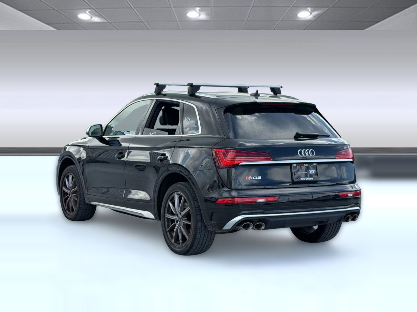 Certified 2023 Audi SQ5 Premium Plus w/ Premium Plus Package AWD/4WD image 3