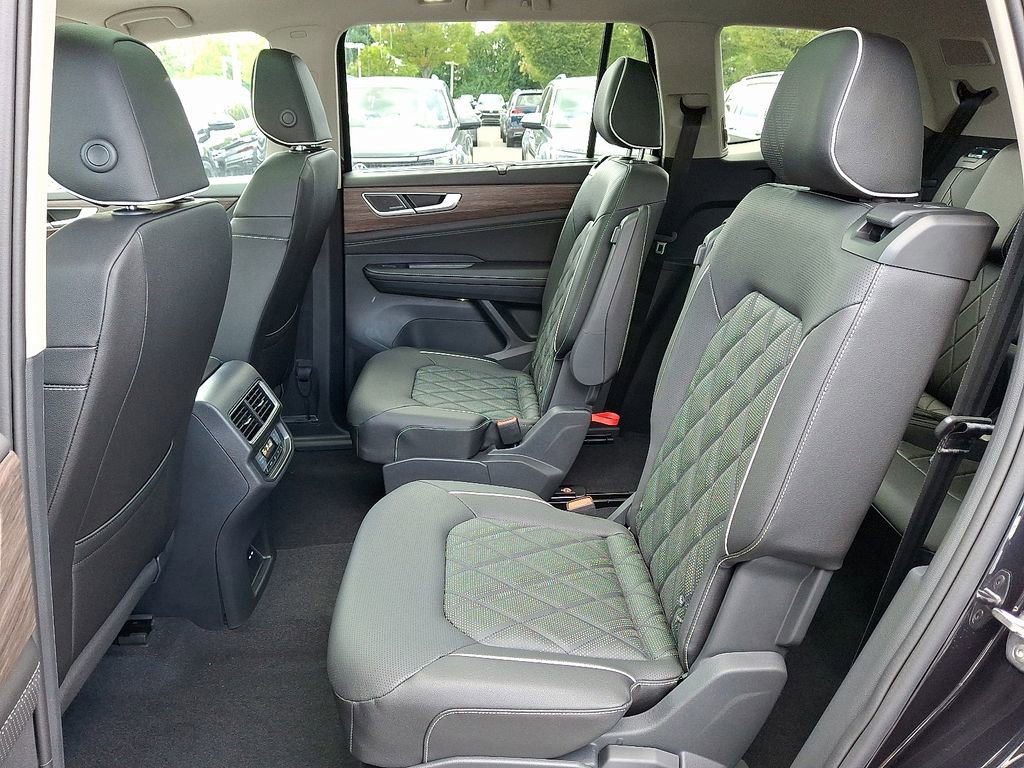 New 2026 Volkswagen Atlas SEL Premium R-Line image 5
