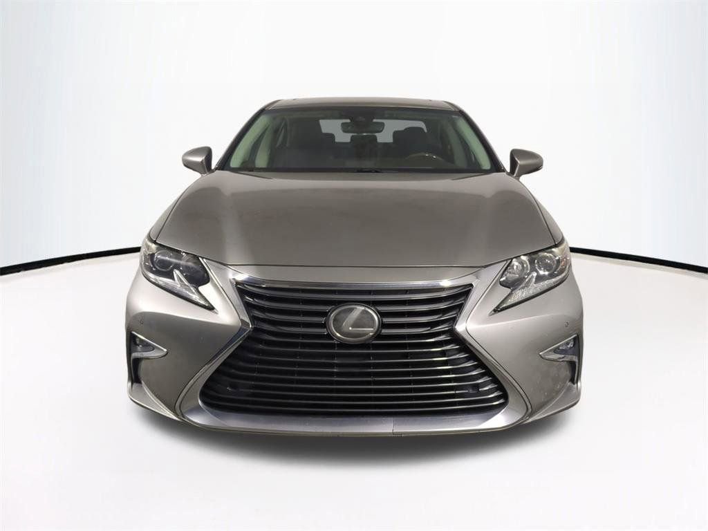 Used 2018 Lexus ES 350 w/ Premier Package FWD image 3