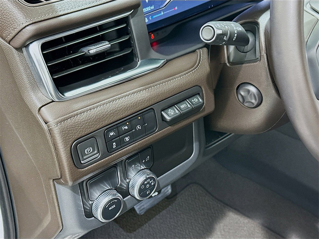 Used 2024 GMC Yukon Denali image 10