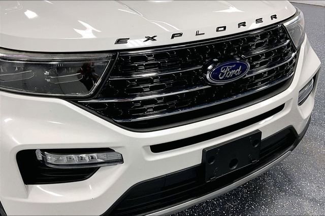 Used 2020 Ford Explorer XLT w/ Equipment Group 202A image 32