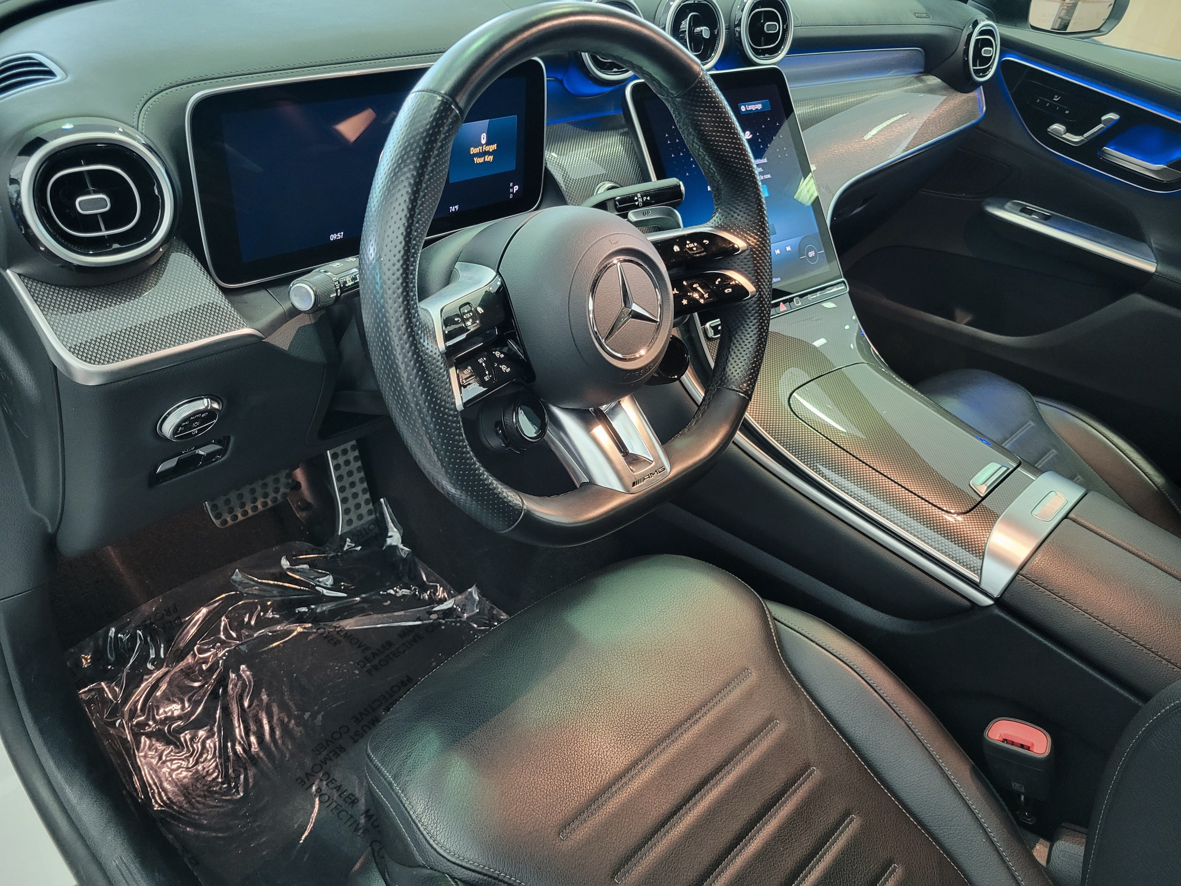 Used 2025 Mercedes-Benz GLC 43 AMG 4MATIC image 16