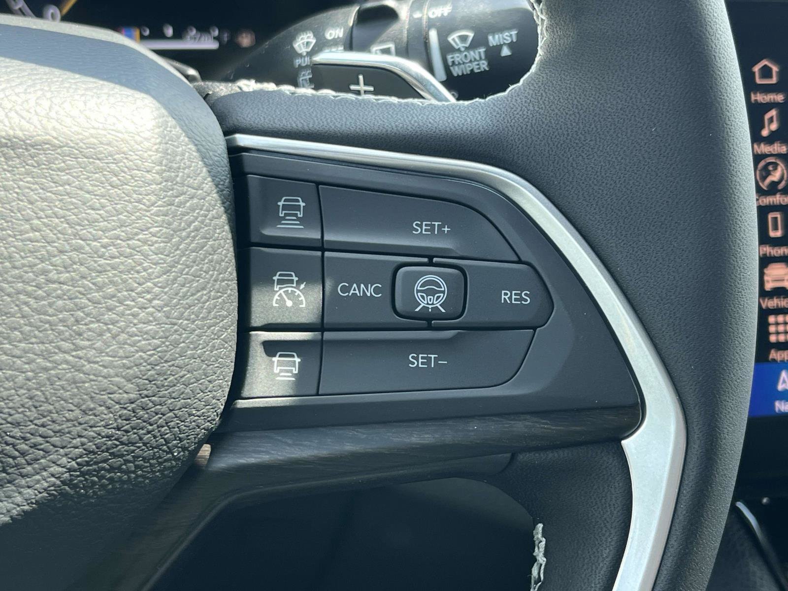 New 2026 Jeep Grand Cherokee Altitude AWD/4WD image 13