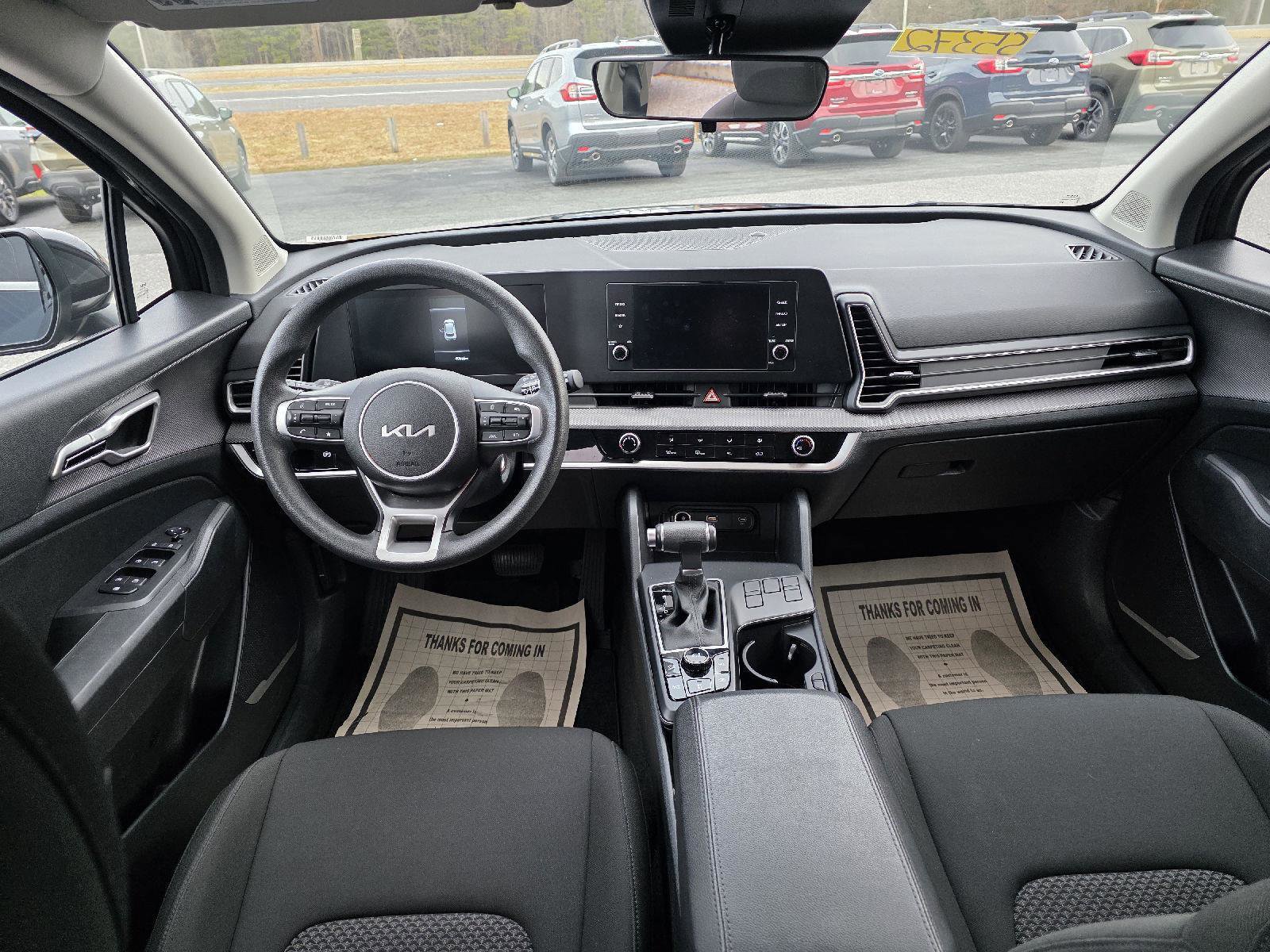 Used 2024 Kia Sportage LX image 14