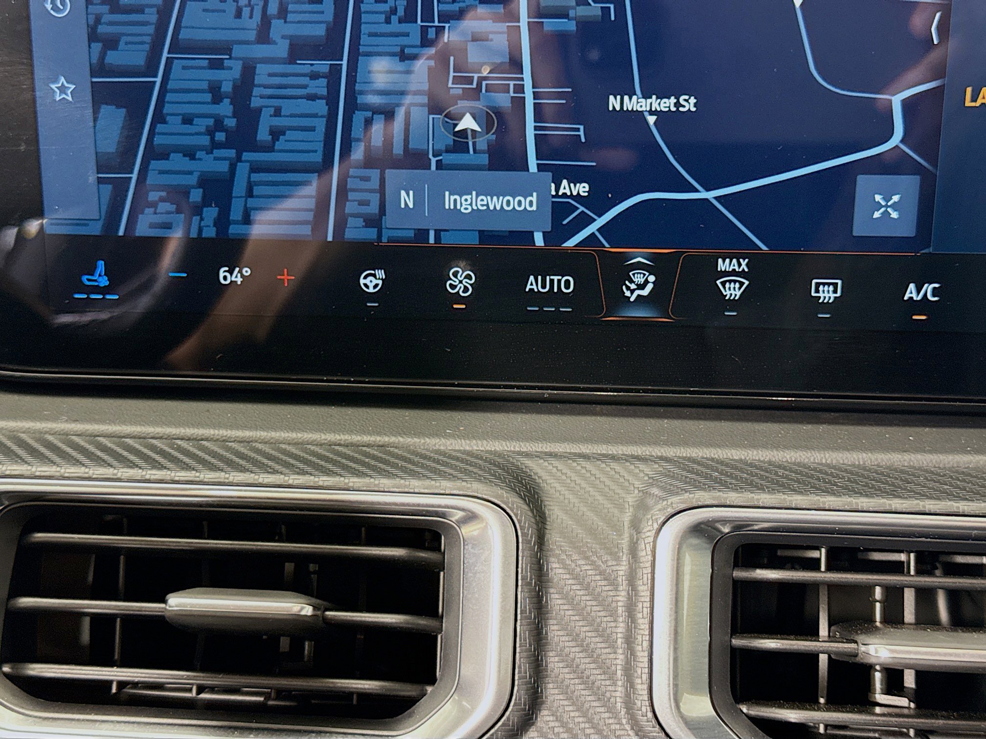 Used 2024 Ford Mustang GT Premium image 16