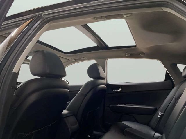 Used 2020 Kia Optima SE FWD image 26