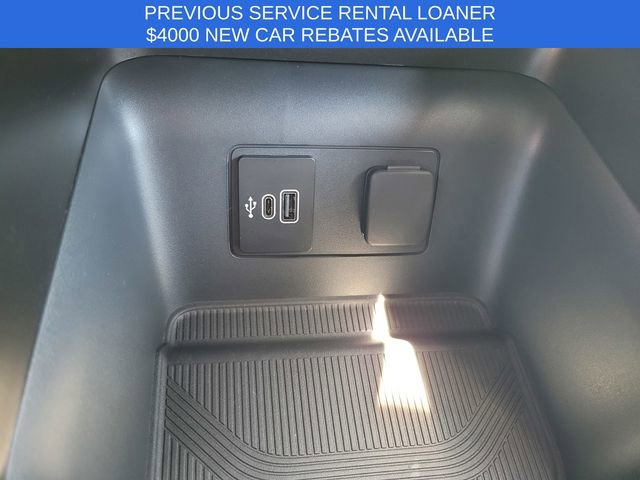 Used 2026 Ford Explorer Active RWD image 24