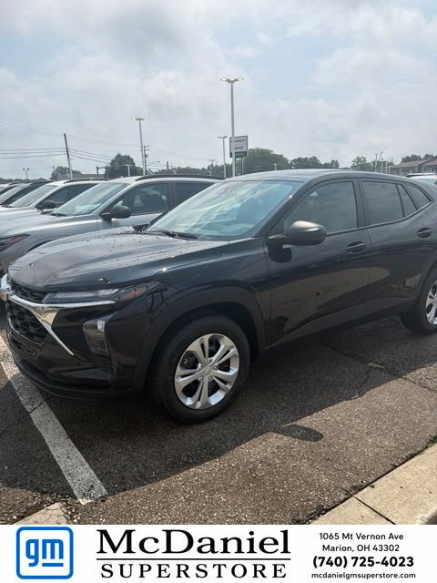 New 2026 Chevrolet Trax LS w/ Driver Confidence Package FWD image 1