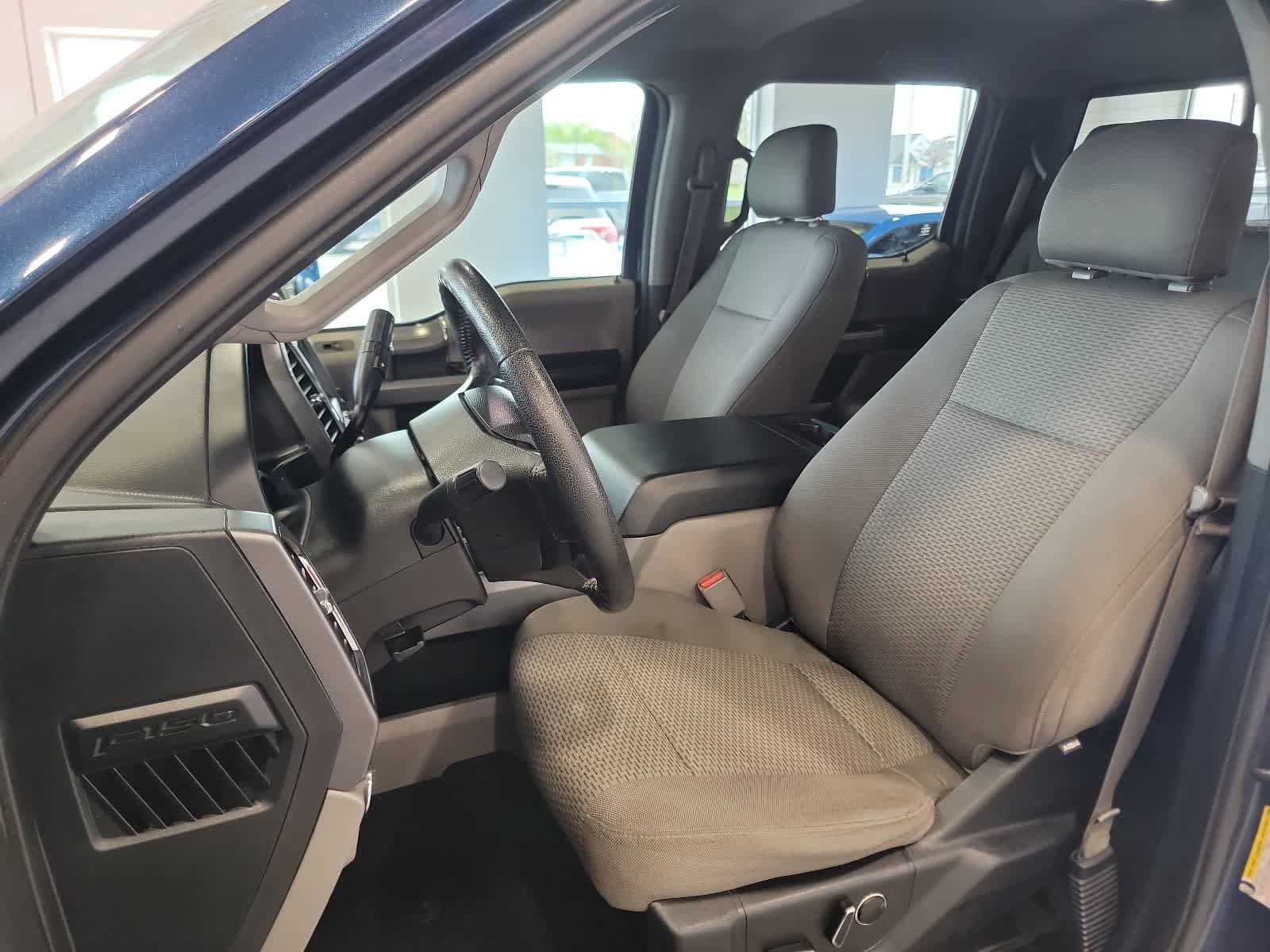 Used 2015 Ford F150 XLT w/ Equipment Group 302A Luxury AWD/4WD image 42
