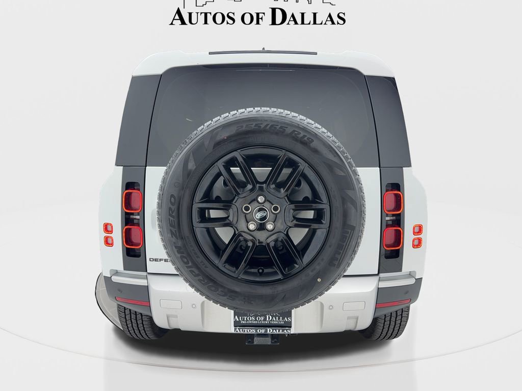 Used 2024 Land Rover Defender 110 S image 11