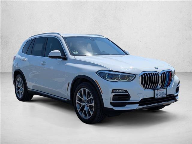 Used 2020 BMW X5 xDrive40i w/ Executive Package AWD/4WD image 3