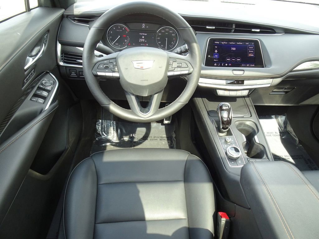 Certified 2023 Cadillac XT4 Sport w/ Cold Weather Package image 14