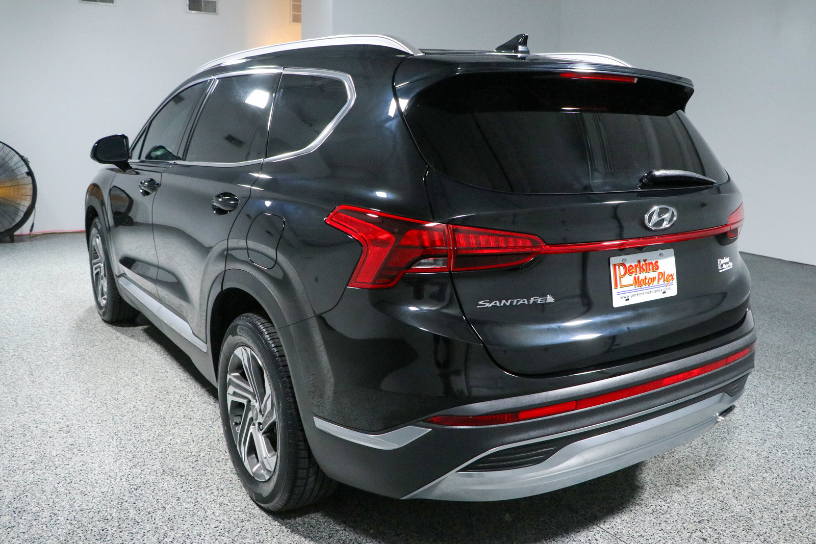Used 2022 Hyundai Santa Fe SEL FWD image 9