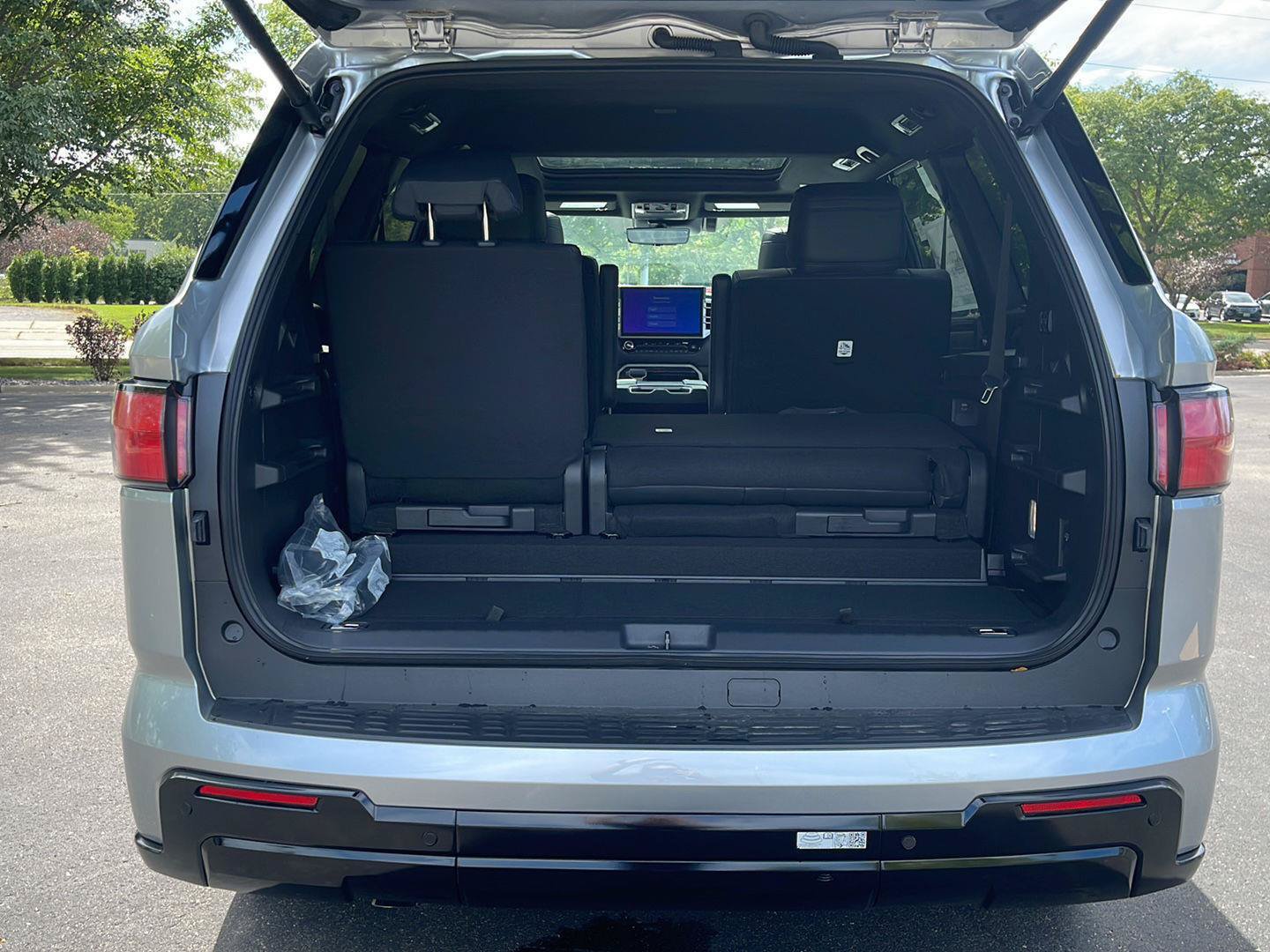 New 2026 Toyota Sequoia Platinum AWD/4WD image 22