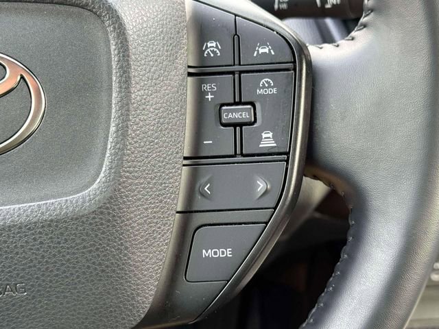 Used 2024 Toyota Prius LE image 18