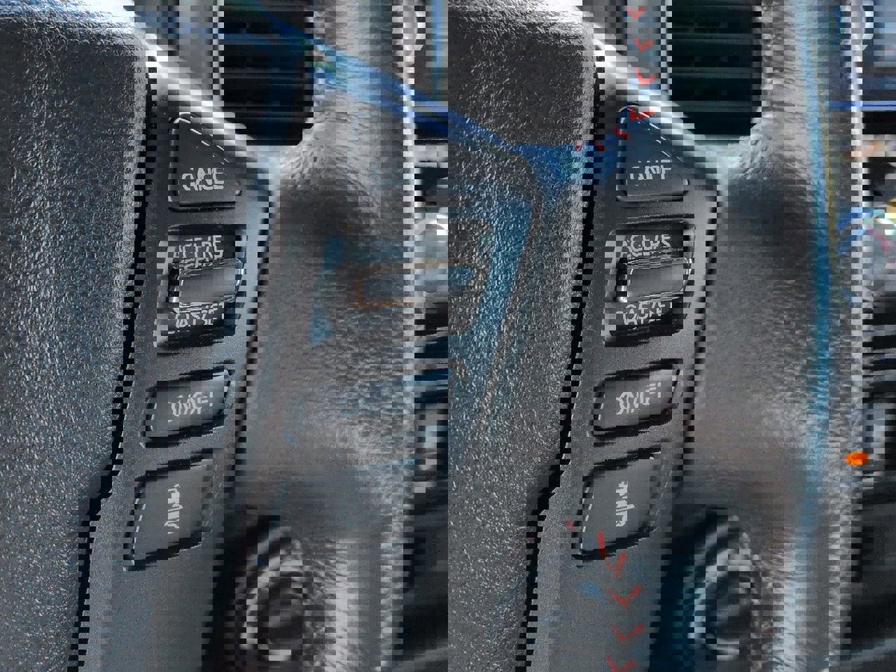 Used 2024 Nissan Titan PRO-4X w/ Off Road Protection Package image 24