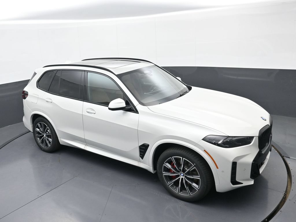 New 2026 BMW X5 xDrive40i w/ M Sport Package AWD/4WD image 30