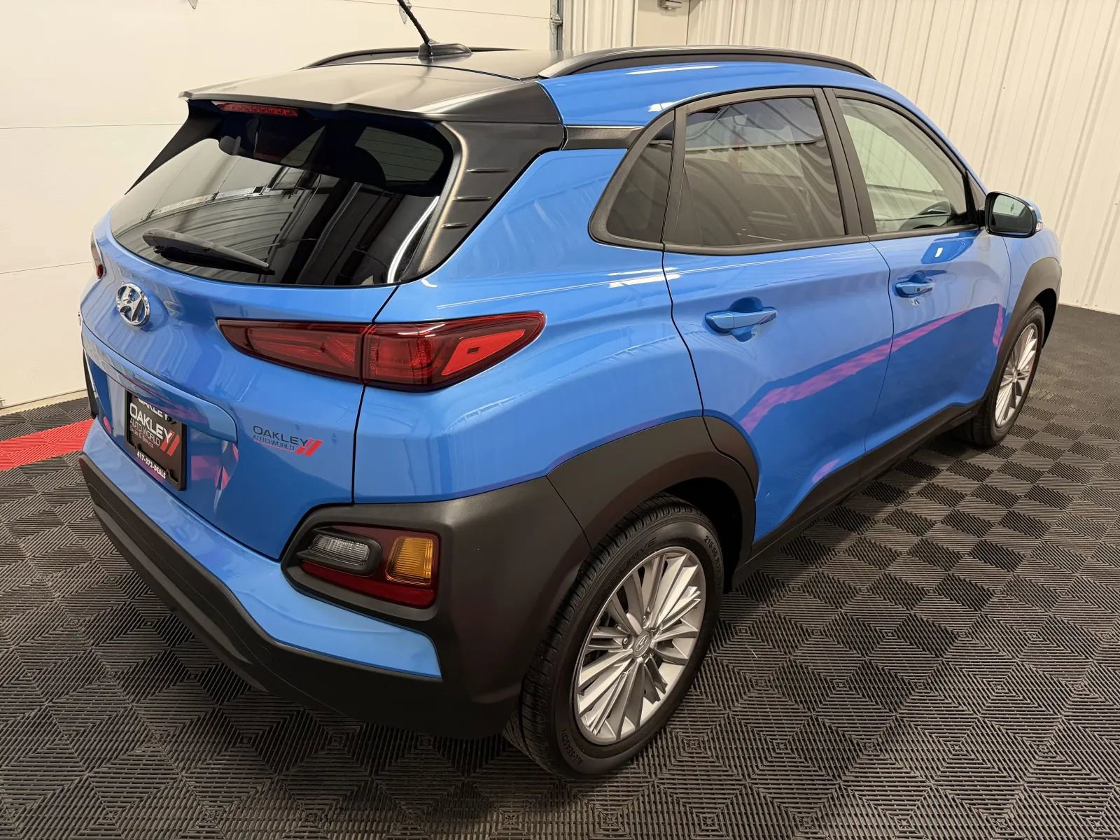 Used 2018 Hyundai Kona SEL w/ SEL Tech Package 02 FWD image 4
