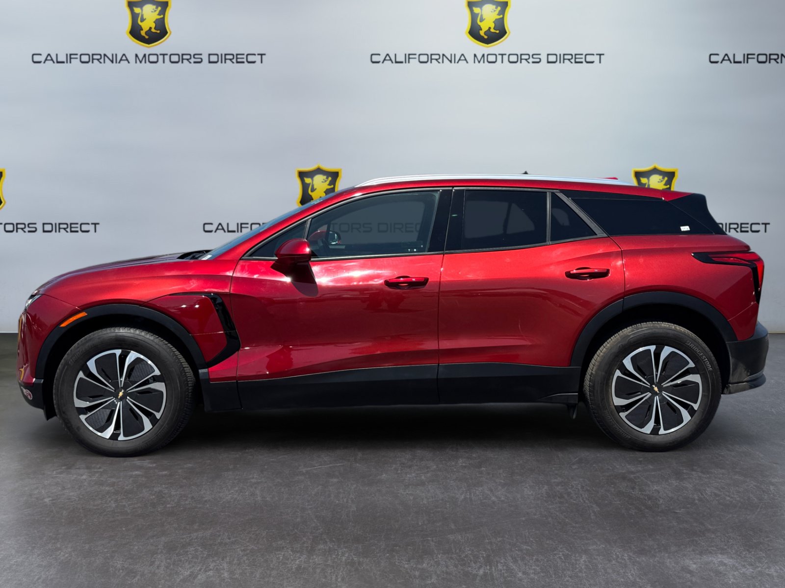 Used 2024 Chevrolet Blazer EV LT AWD/4WD image 2