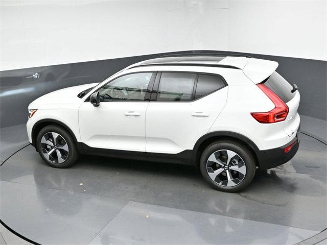New 2026 Volvo XC40 B5 Plus w/ Protection Package Premier image 46