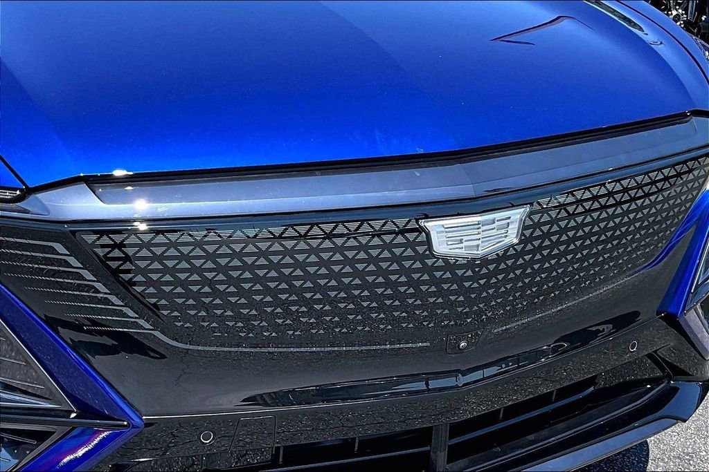 Used 2025 Cadillac Lyriq Sport image 33