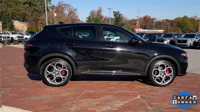 Used 2024 Alfa Romeo Tonale Veloce w/ Active Assist Package image 2