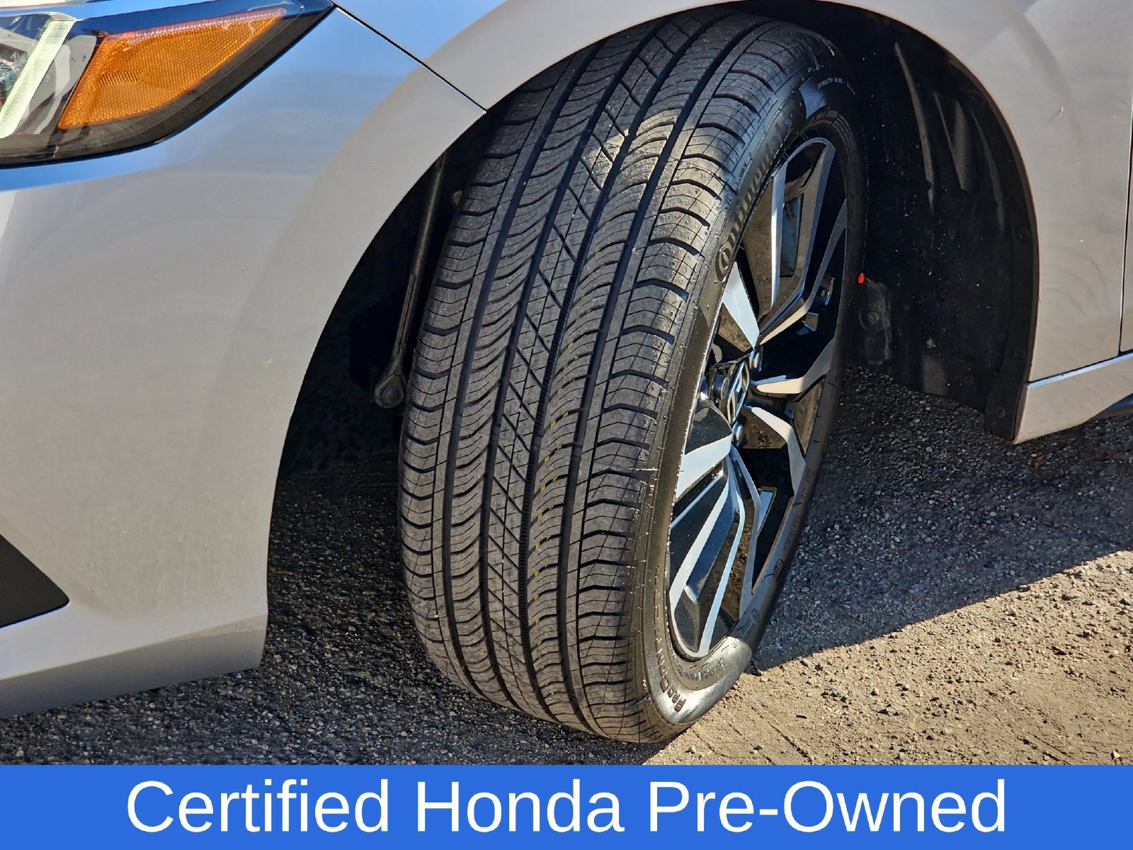 Certified 2023 Honda Civic EX-L image 30