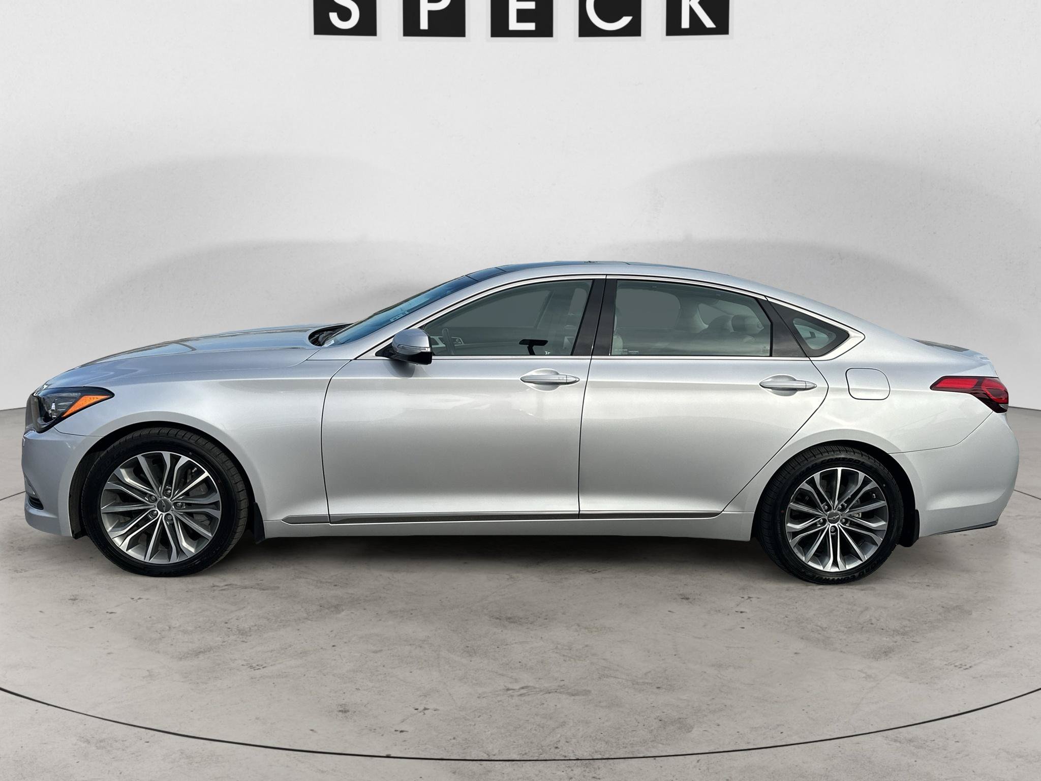 Used 2015 Hyundai Genesis 3.8 w/ Option Group 04 AWD/4WD image 2