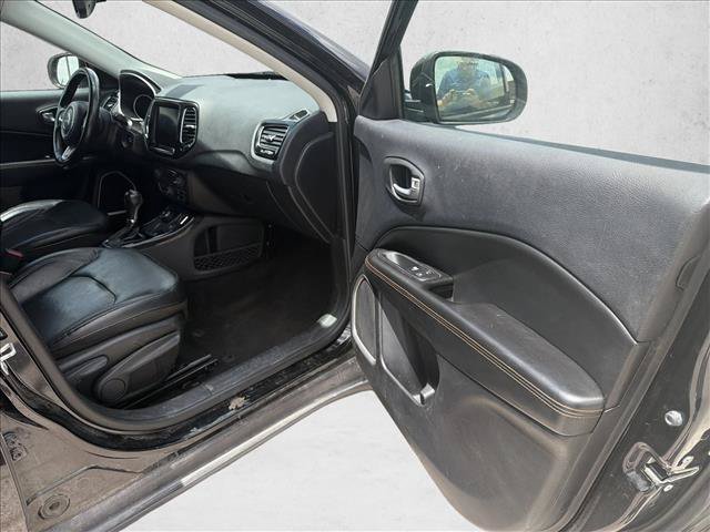 Used 2018 Jeep Compass Limited AWD/4WD image 21