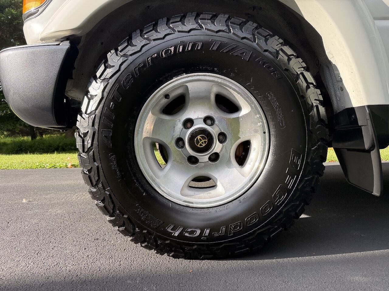 Used 1993 Toyota Land Cruiser AWD/4WD image 40