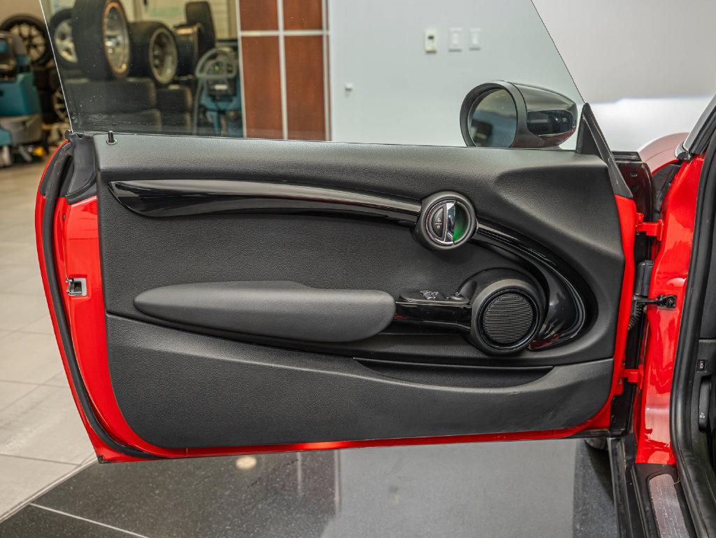 Used 2021 MINI Cooper S w/ 6.5" Touchscreen Package FWD image 17