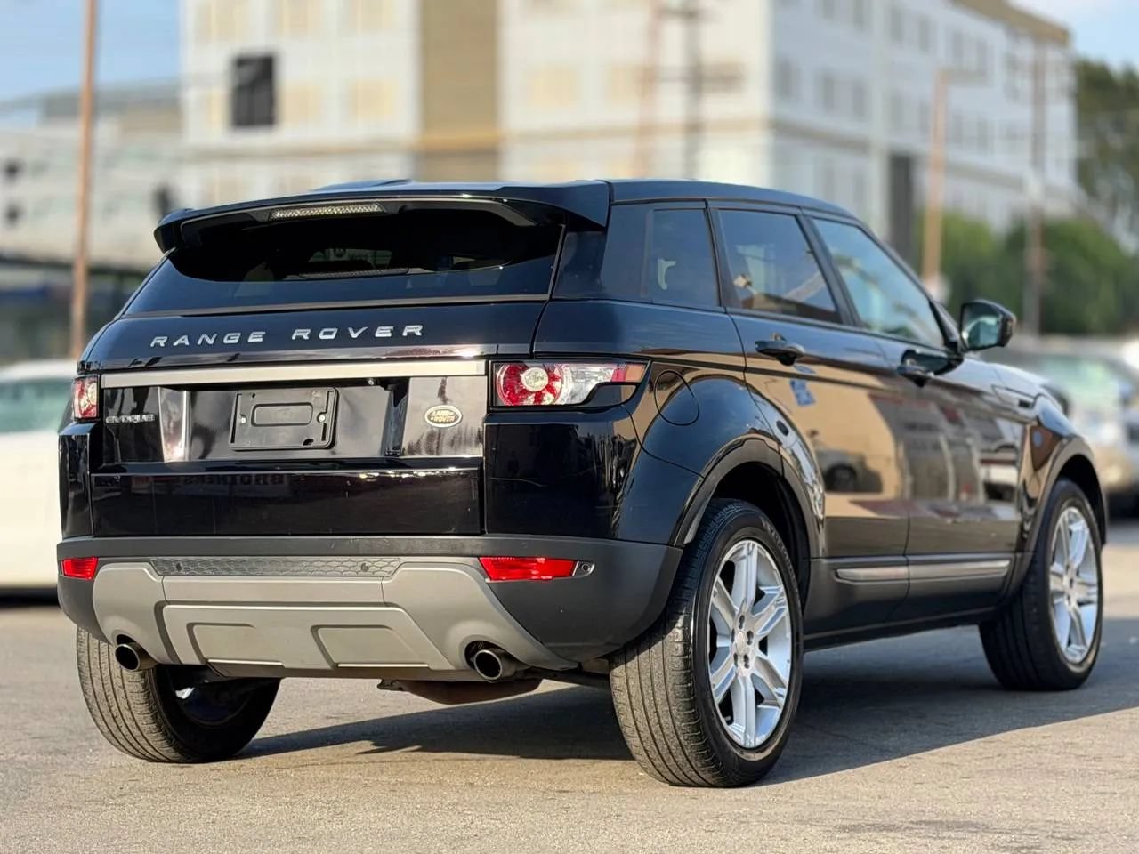 Used 2015 Land Rover Range Rover Evoque Pure Premium AWD/4WD image 19